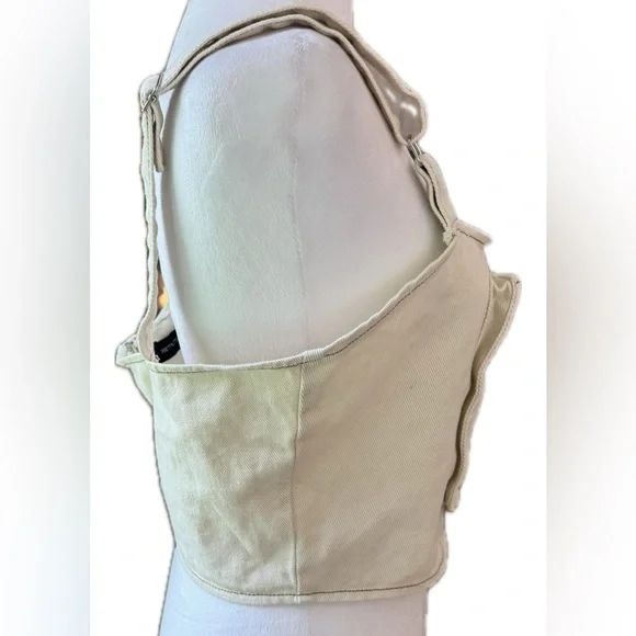 NWT PrettyLittleThing Crop Top Zip Front Pocket & Adjustable Straps Cream Top 10 - Picture 4 of 6